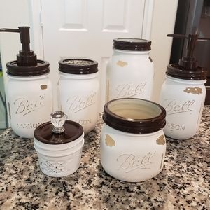 New Bathroom mason jar decor